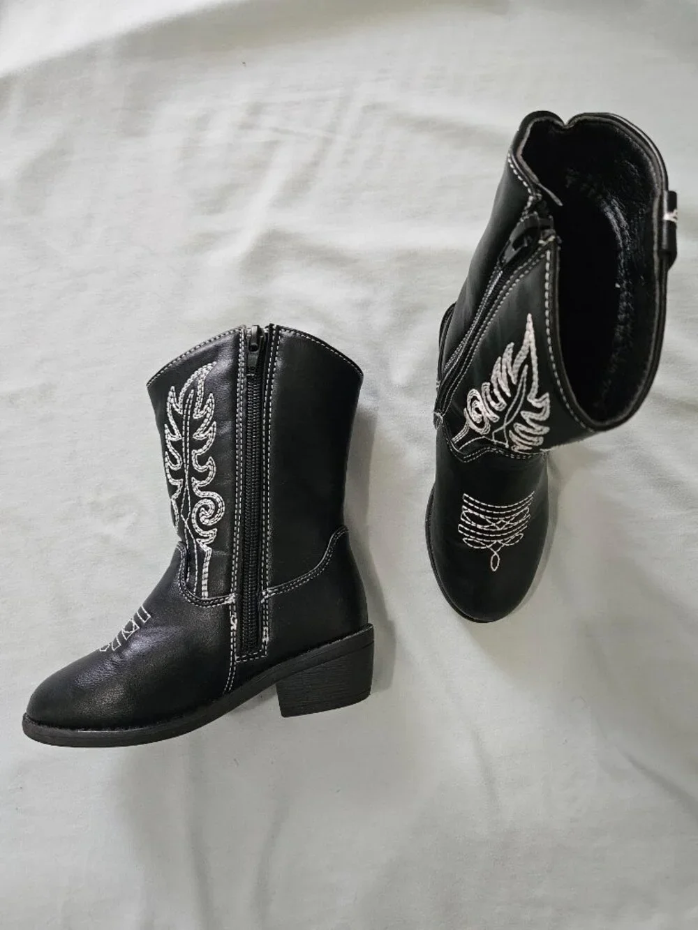 bebe girls Black Western Cowboy Boots Embroidered Toddler Girl Size 8